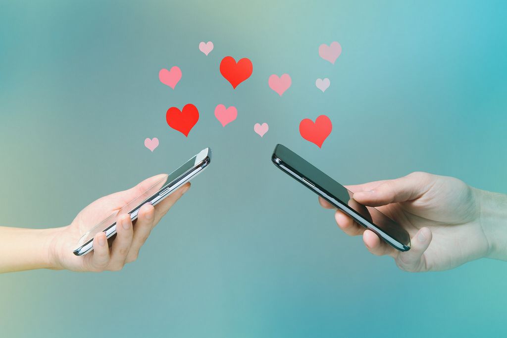 Latidreams: Searching For Your Love