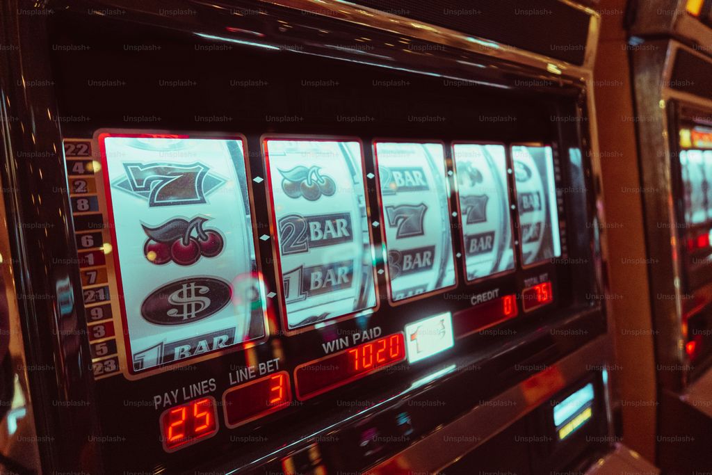 Live Casino vs RNG Games: Which Offers Better Odds for Players